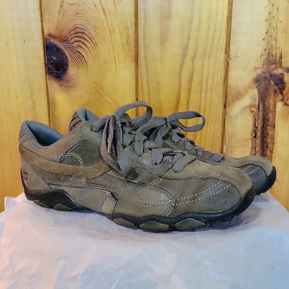 Skechers Gray Athletic Shoes with Durable Traction